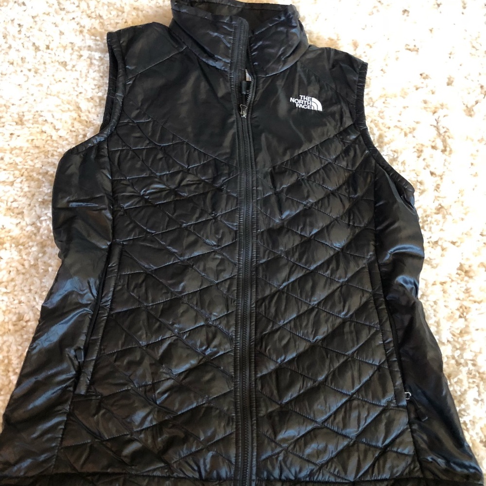 North face vest
